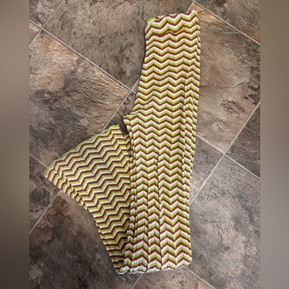 Crochet 70s flare pants by Twik